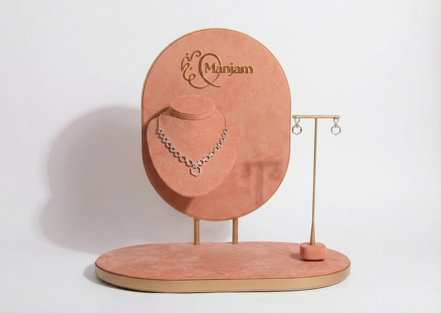 المجوهرات التي تنتقل بين الأجيال: كيف تصبح القطع إرثًا عائليًا