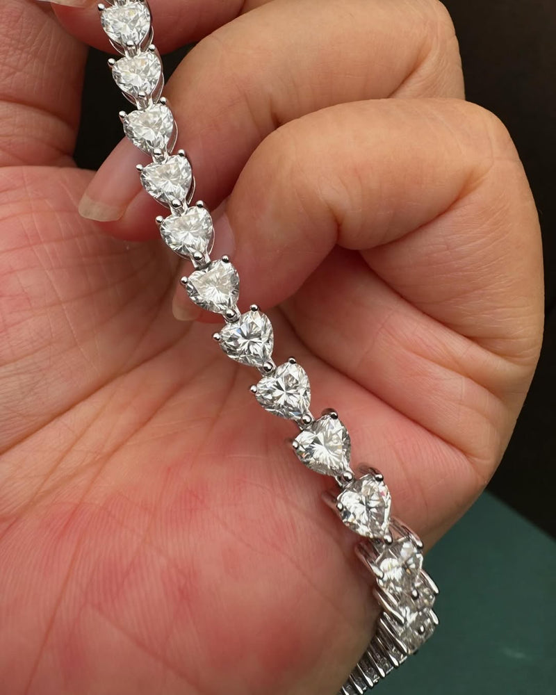 Bracelet with Heart Shape Diamonds