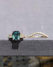 Green Cushion Sapphire Ring Set