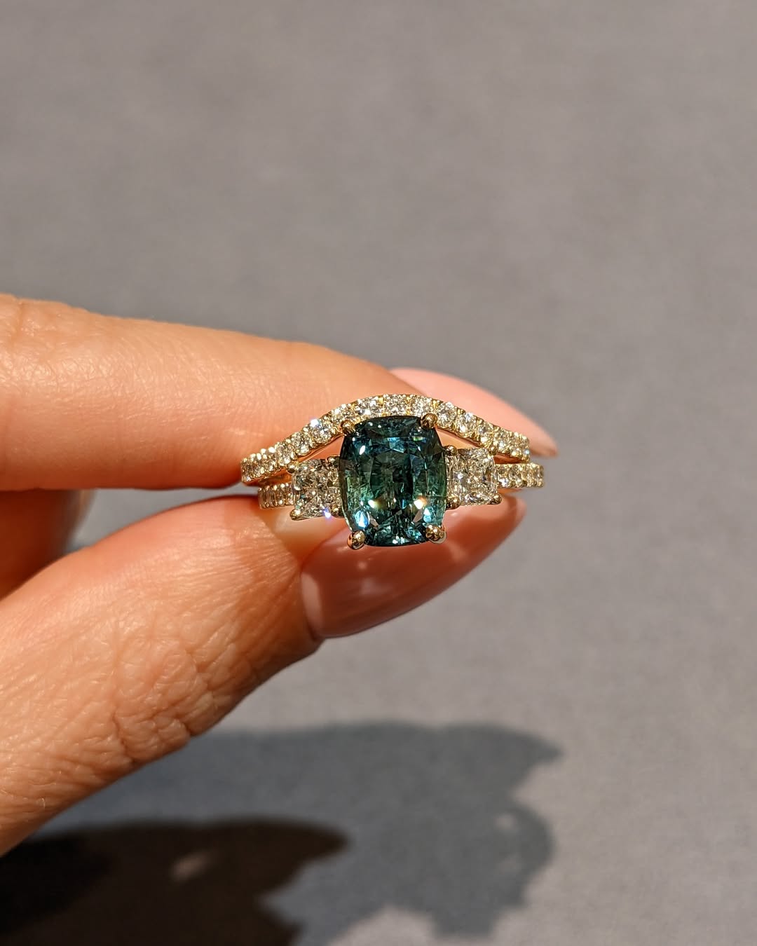 Green Cushion Sapphire Ring Set