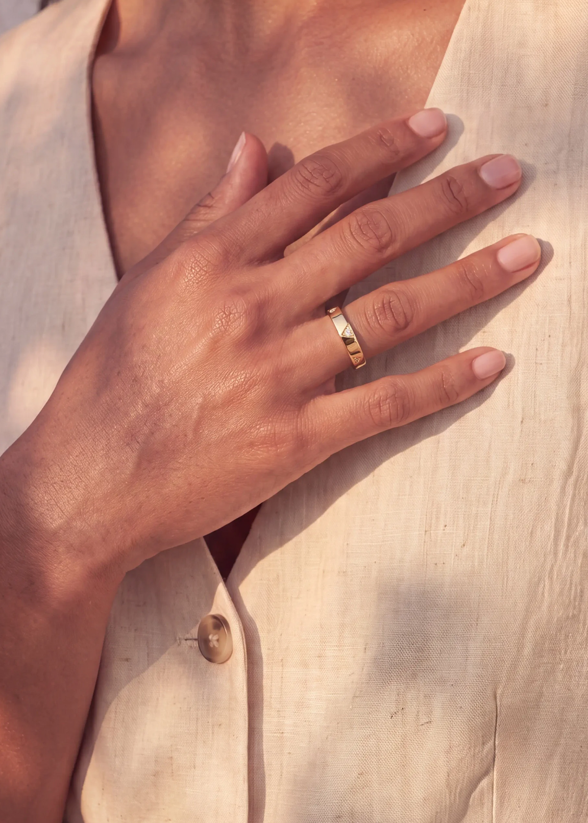 Sadu Triangle Diamond Band | Lab-Grown Diamonds | 18K Gold