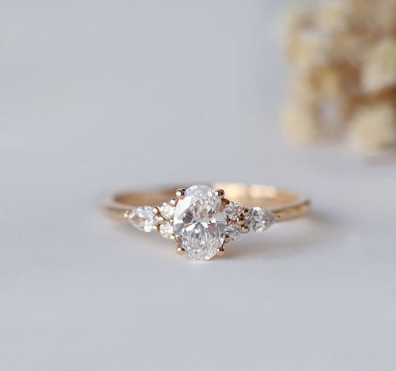 Oval Dainty Diamond Ring