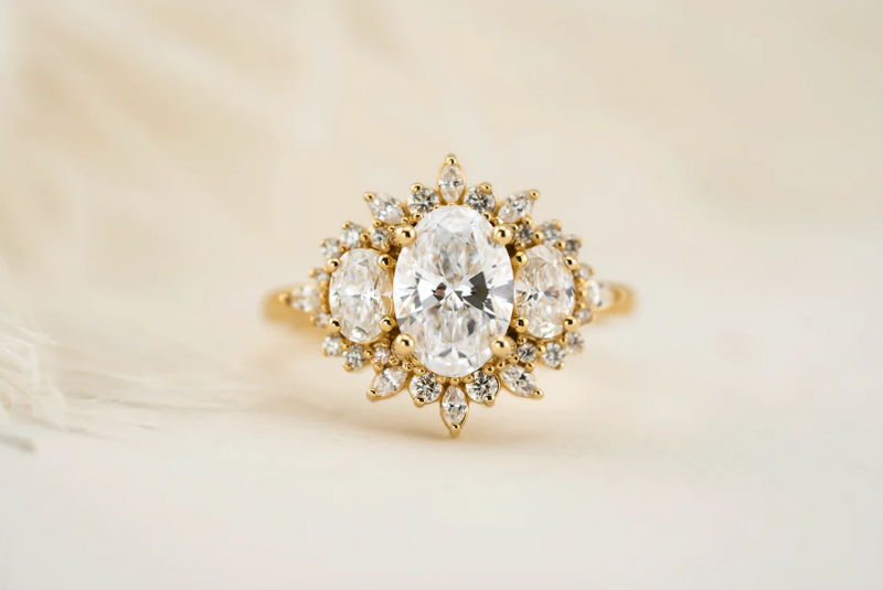 Ayooq Diamond Ring