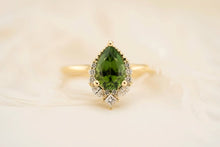 Sandra Pear Shape Ring