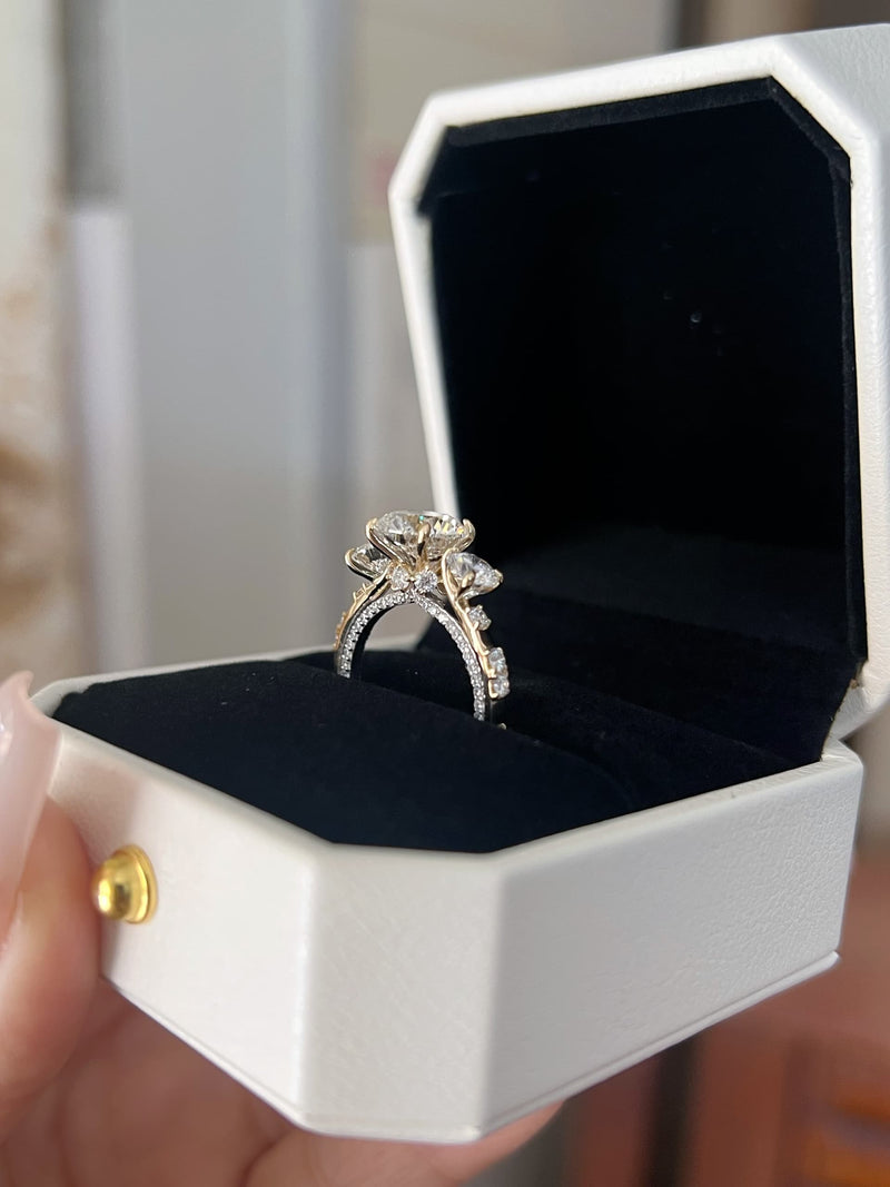 Two Toned Diamond Ring  - Zainabs Ring