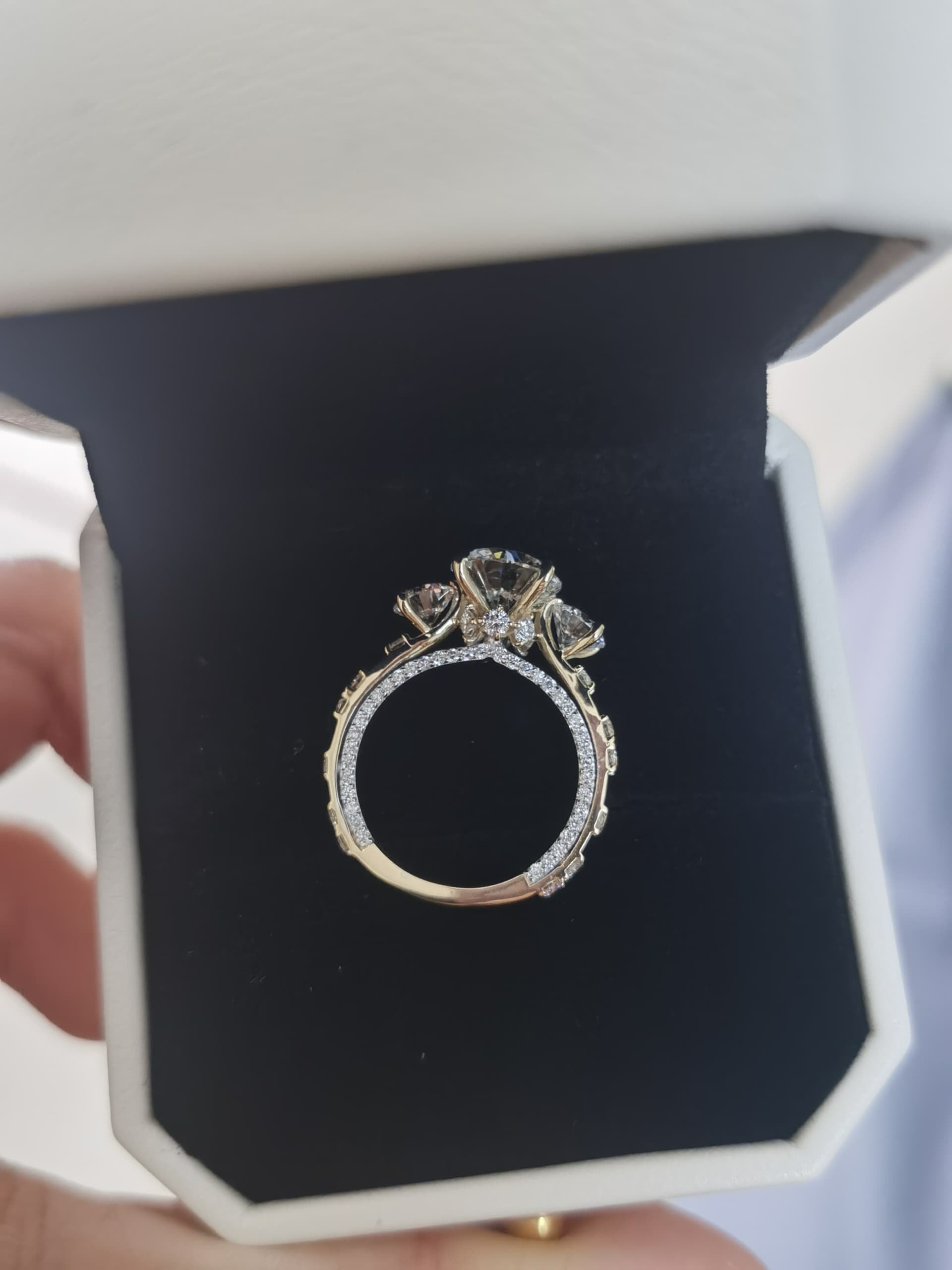 Two Toned Diamond Ring  - Zainabs Ring