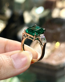 Ring with Desert Green Emerald