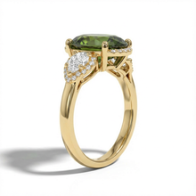Rawda Ring with Green Sapphire